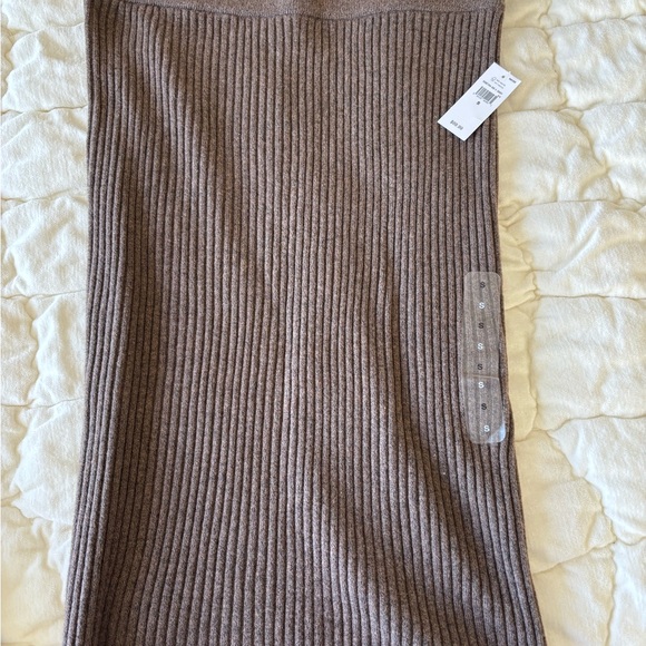 Gap Sweater Skirt - Picture 4 of 4